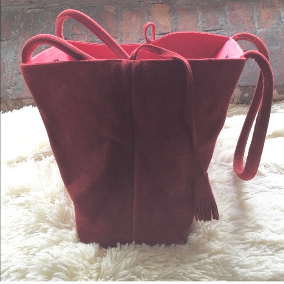 ❤️Red Suede Tote❤️ - Picture 6 of 8